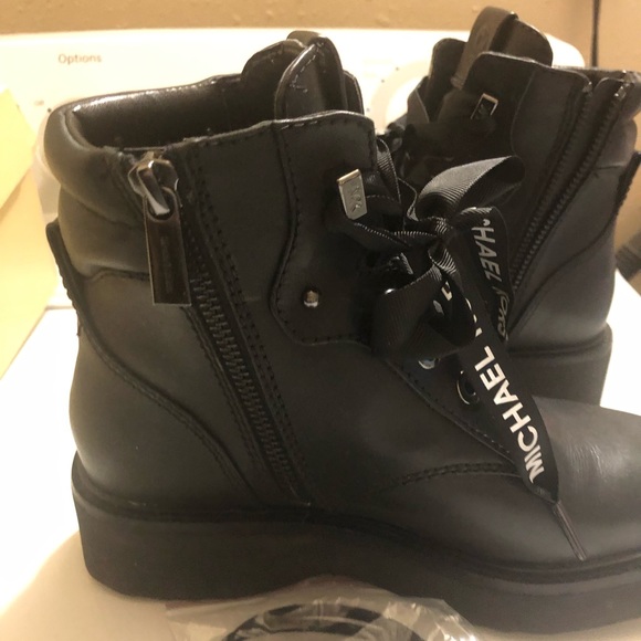 Michael Kors combat boot black leather upper - Picture 3 of 9